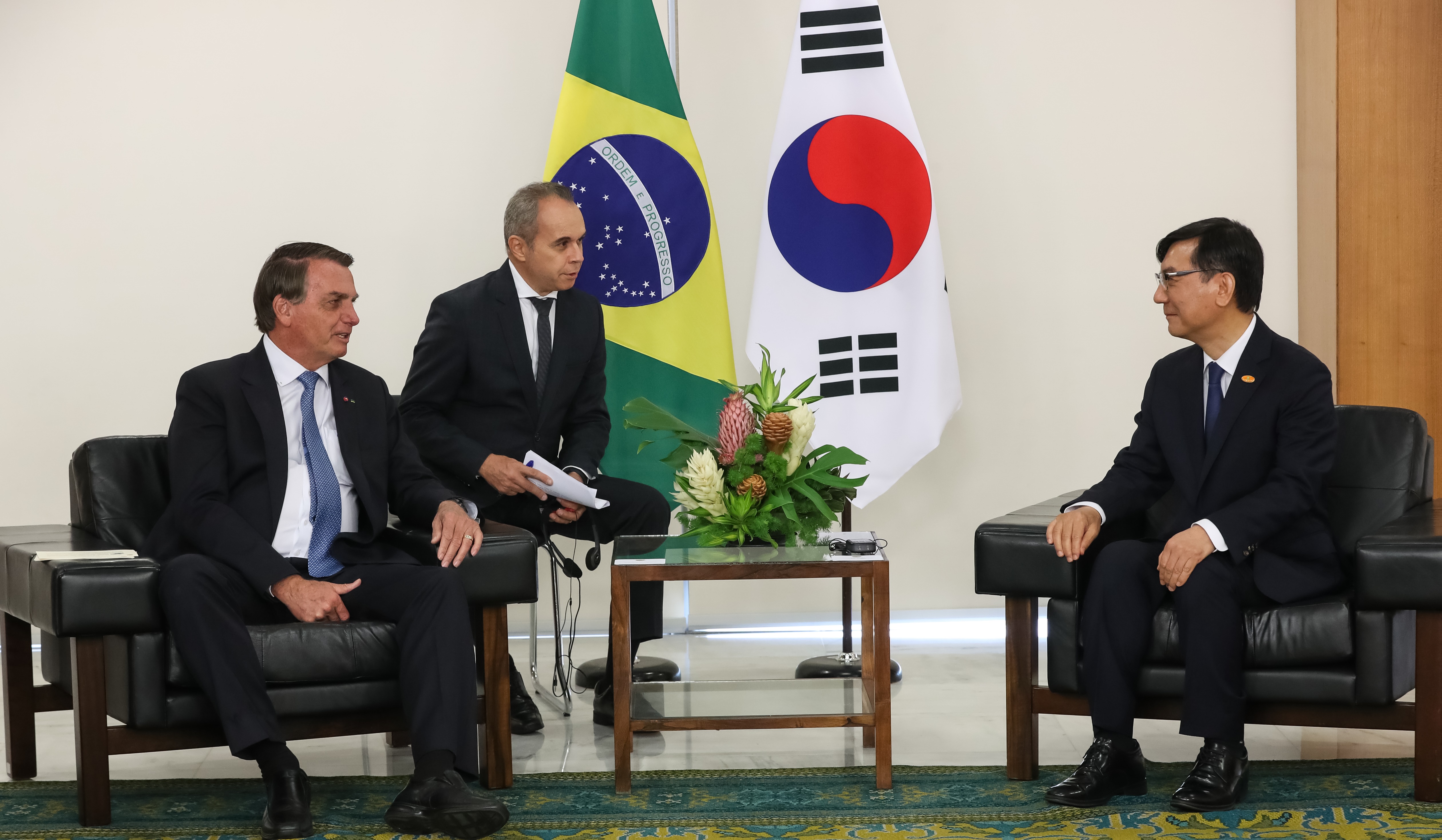 Embaixador da Coreia no Brasil Lim Ki-mo carta credencial 임기모 주브라질대사 신임장 제정 브라질 보우소나루 대통령